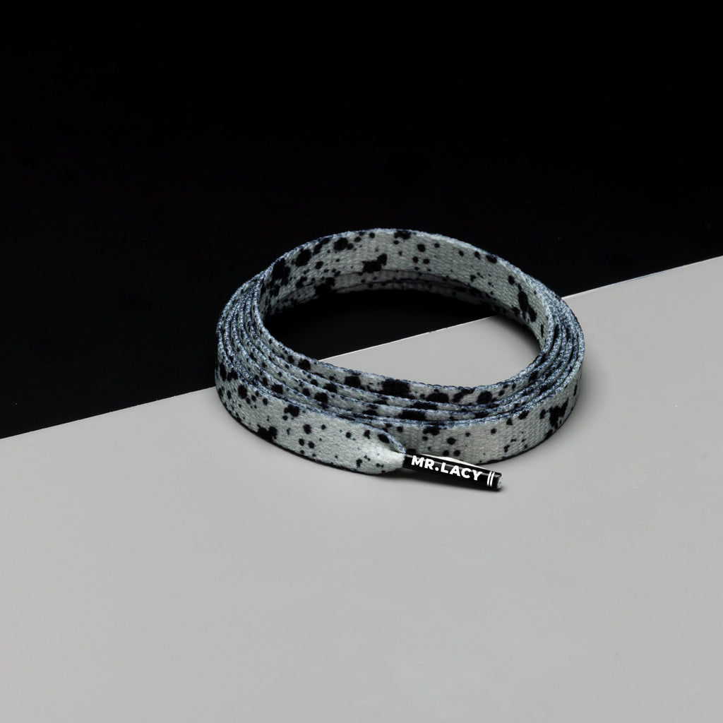 זוג שרוכים עם הדפס בצבע אפור שחור - Printies Cement Grey / Black - תמונה 1