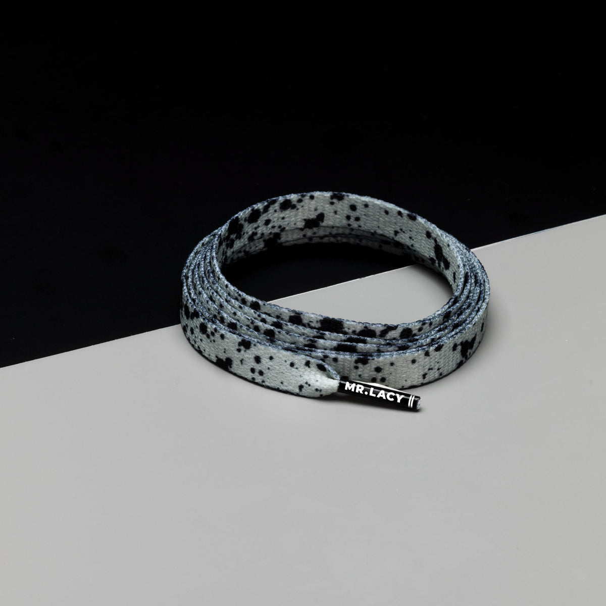זוג שרוכים עם הדפס בצבע אפור שחור - Printies Cement Grey / Black - תמונה 1