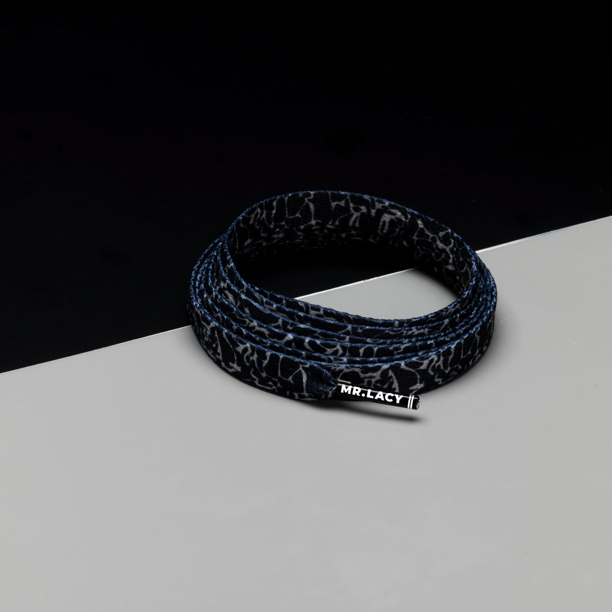 זוג שרוכים עם הדפס בצבע אפור שחור - Printies Elephant Black/Grey - תמונה 1