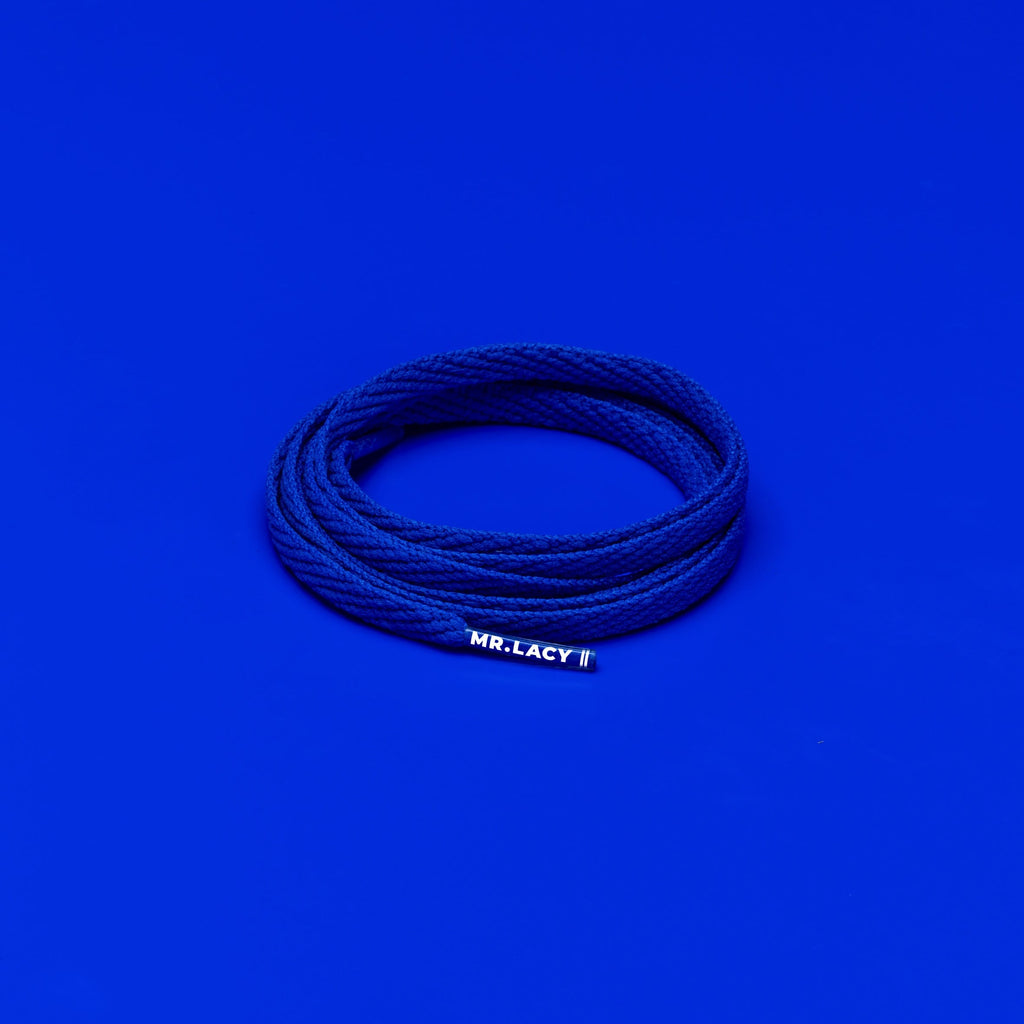 זוג שרוכים צרים בצבע כחול מלכותי 120 ס״מ - Skinnies Royal Blue - תמונה 1