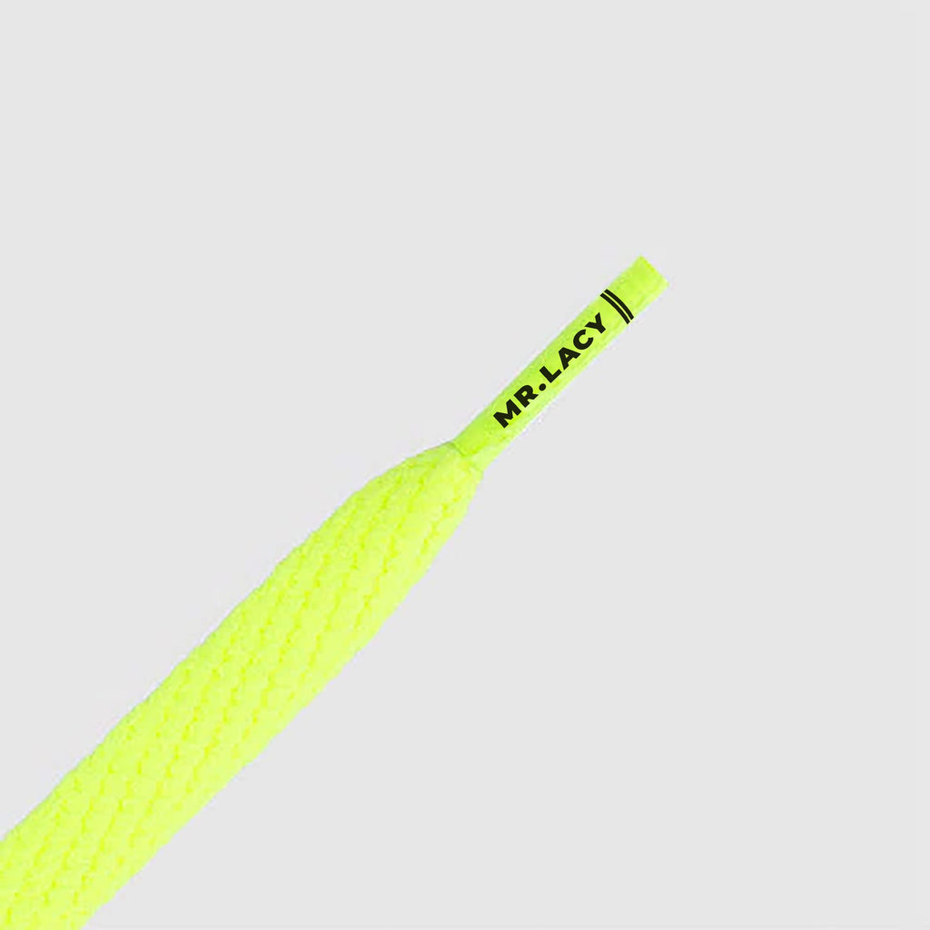 זוג שרוכים קצרים בצבע צהוב ניאון 90 ס״מ - Smallies Neon Lime Yellow - תמונה 2